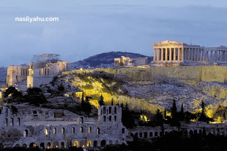 Akropolis nedir?