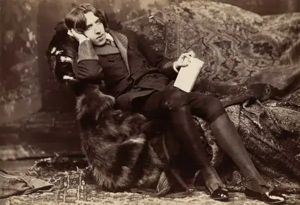 Oscar Wilde Kimdir? Hayatı ve Eserleri
