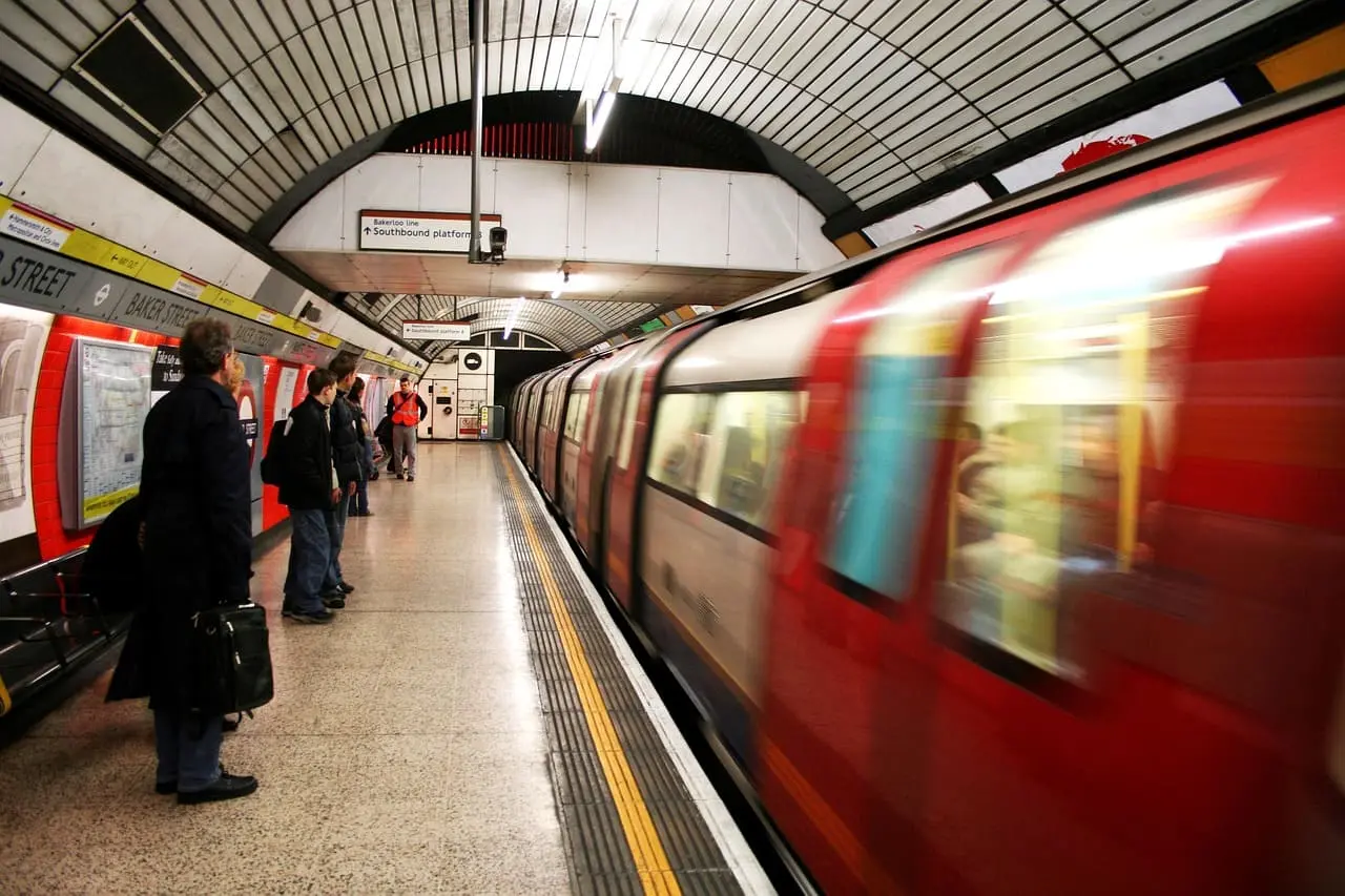 Dünyanın ilk metrosu nerede ve ne zaman yapıldı?